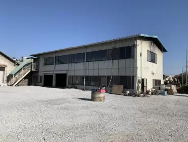 埼玉県深谷市小前田の倉庫
