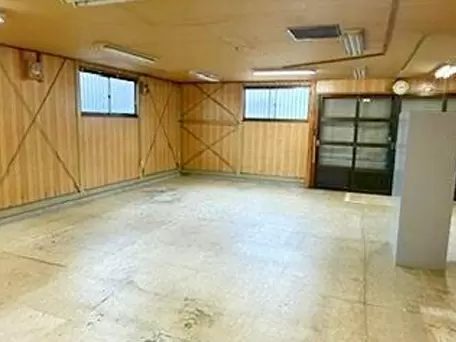 埼玉県草加市吉町の倉庫